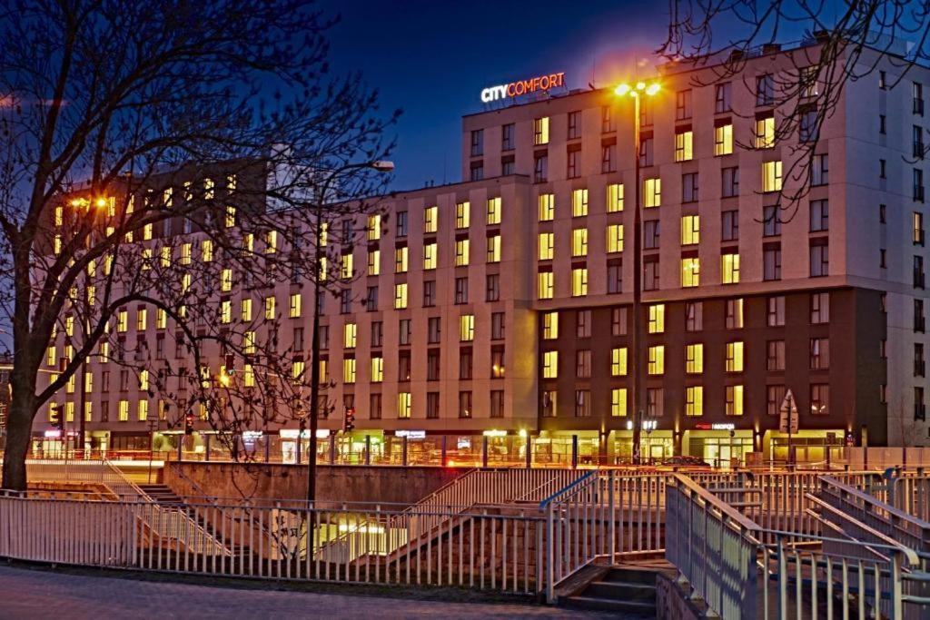 Apartament Wolska Warszawa Blisko Centrum Wifi Parking Apartment In Warsaw Very Close To The Center Экстерьер фото